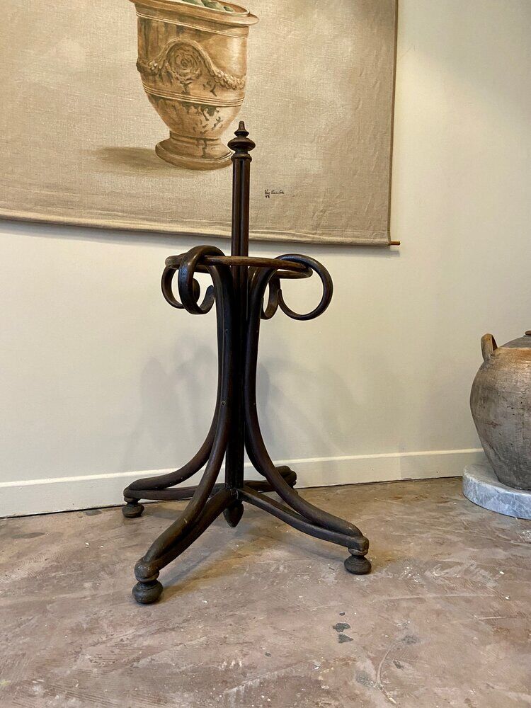 Umbrella holder in arched and dark wood