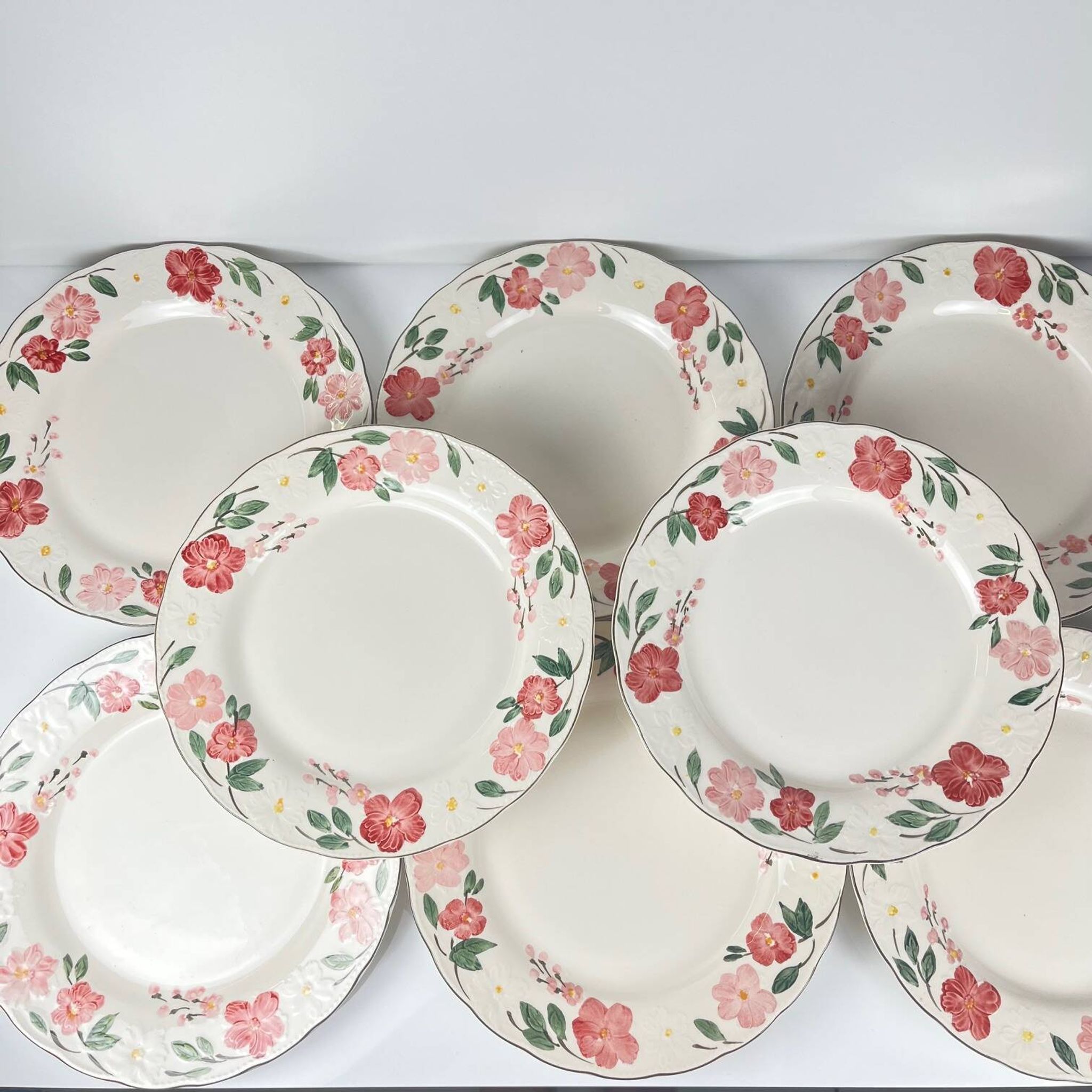 Set of 8 large porcelain plates Cameo Florals Malaysia 1970–90