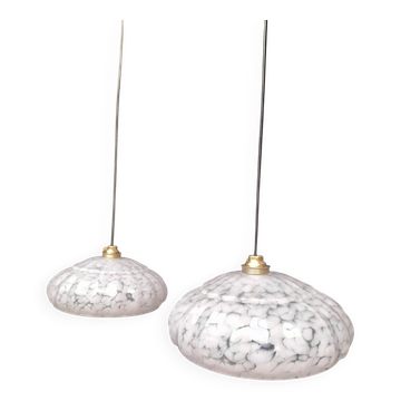 Glass suspensions from Clichy