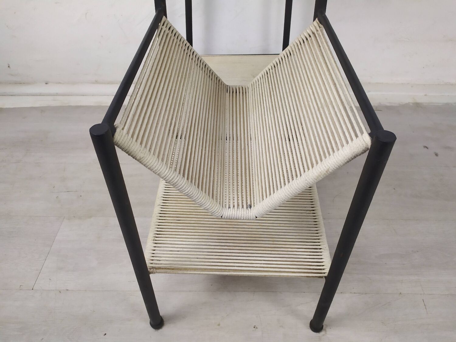 Vintage rope shelf