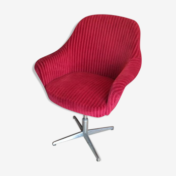 Fauteuil design rouge en velours