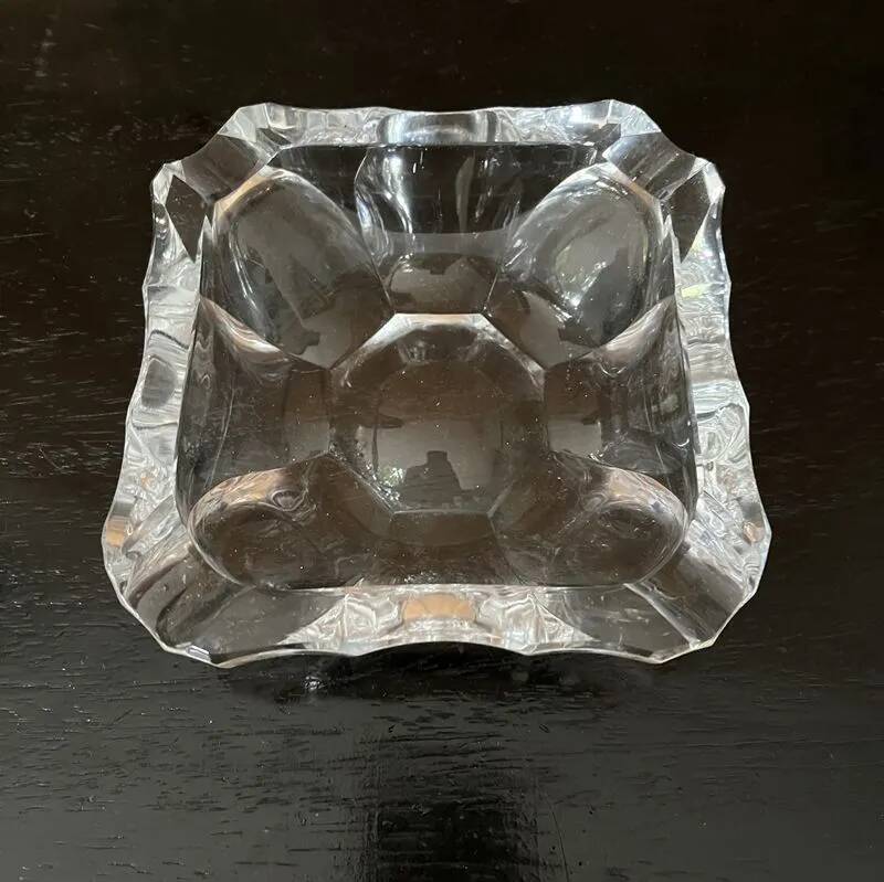 Vintage ashtray in solid crystal