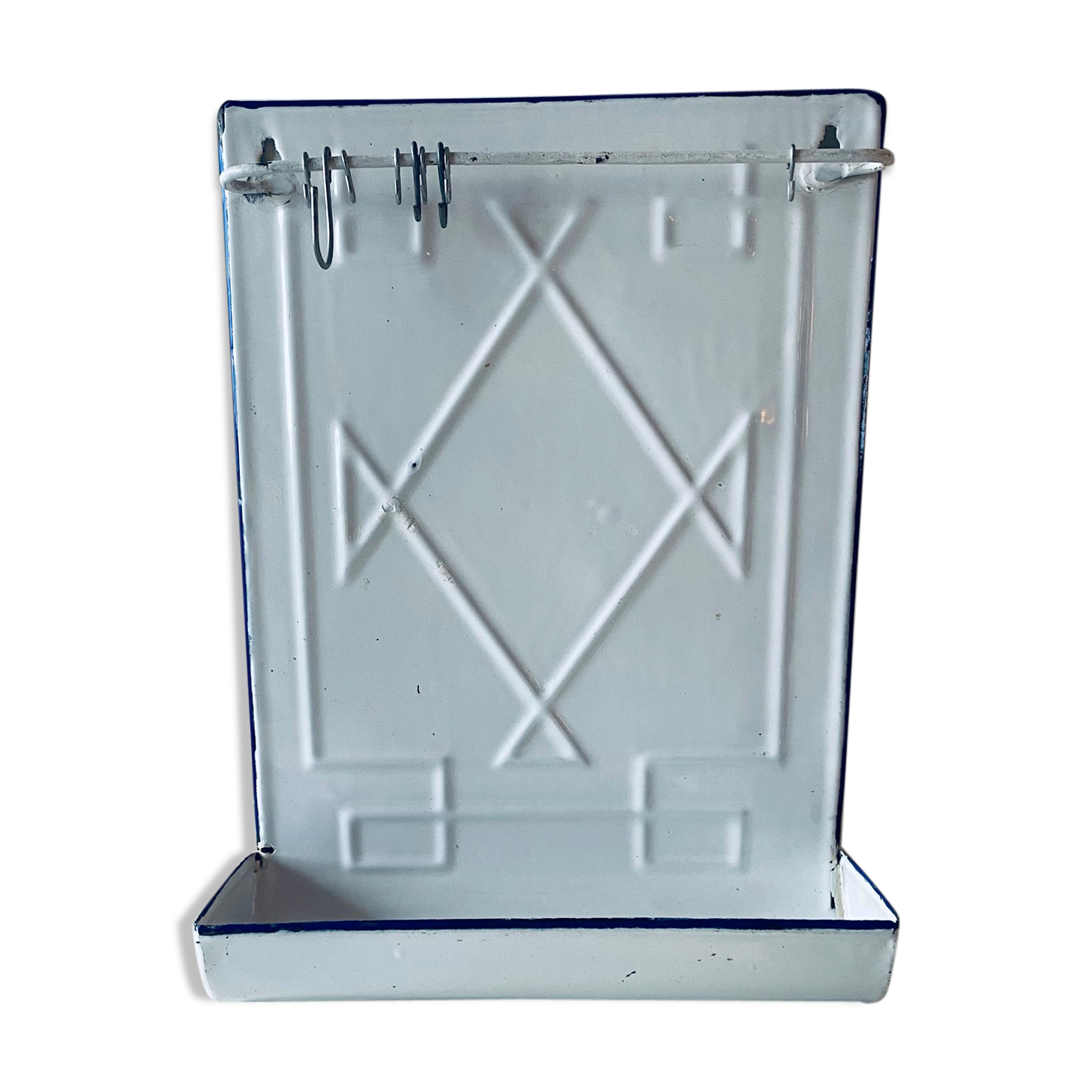 Old enamelled kitchen utensil display