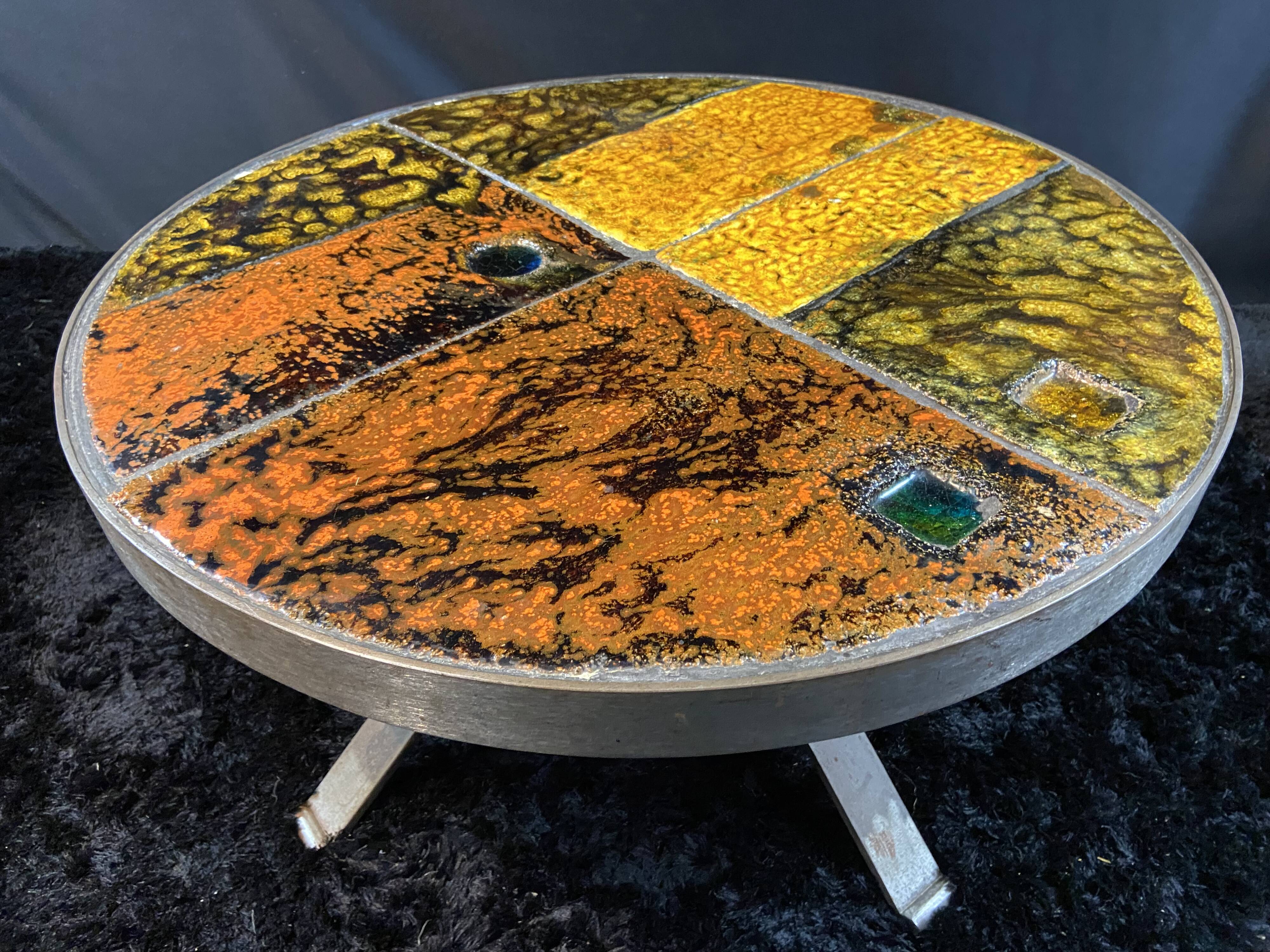 Roche Bobois coffee table design 1960-1970 ceramic top on metal.