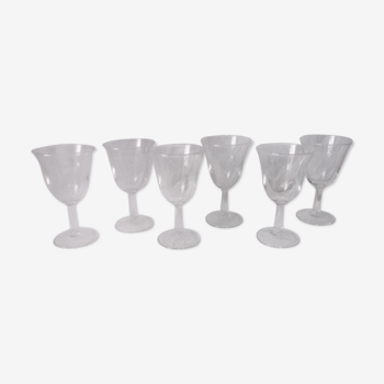 Set de 6 anciens verres à vin à décor