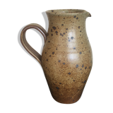 Sandstone pitcher