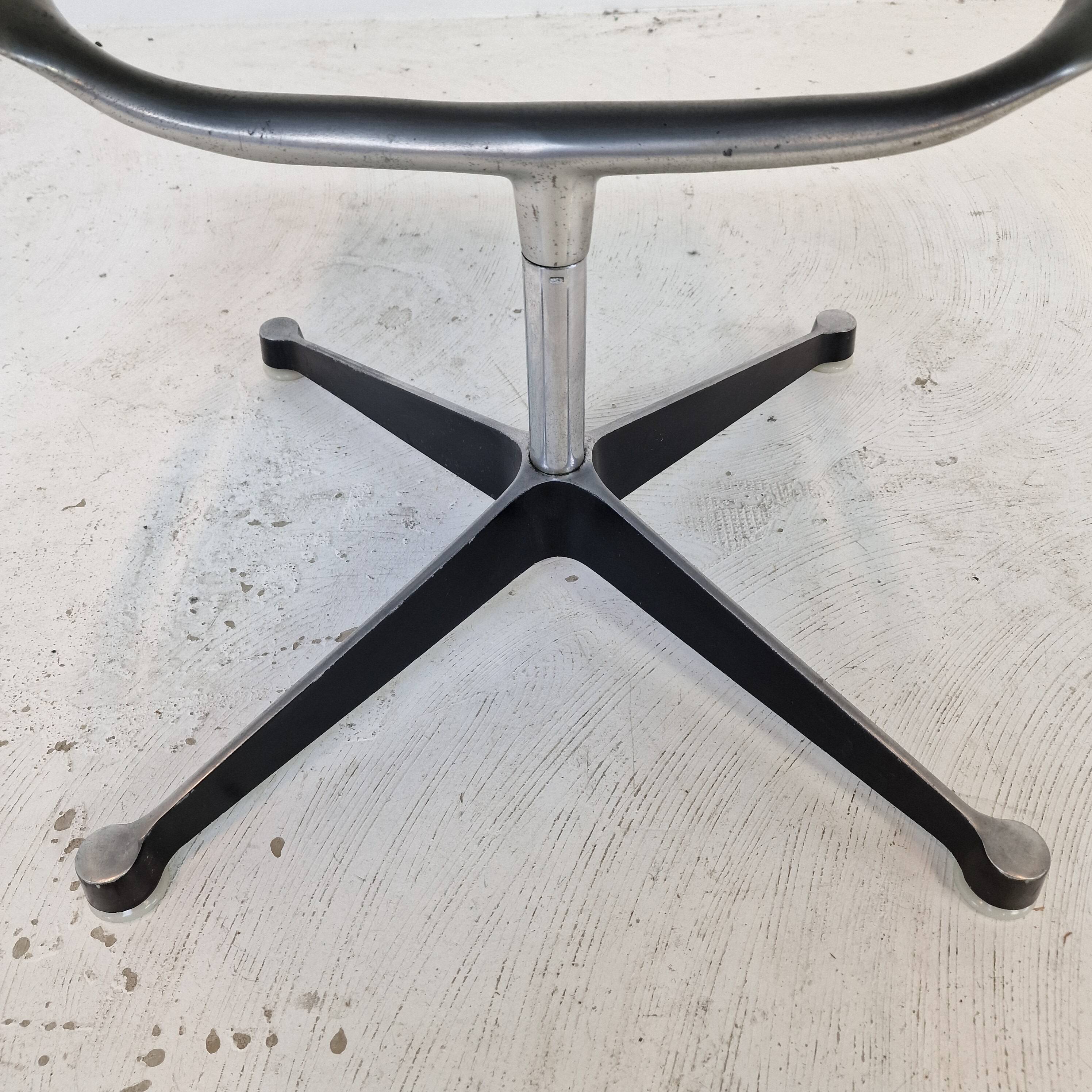 Model EA 116 Chair by Eames for Herman Miller, 1960's