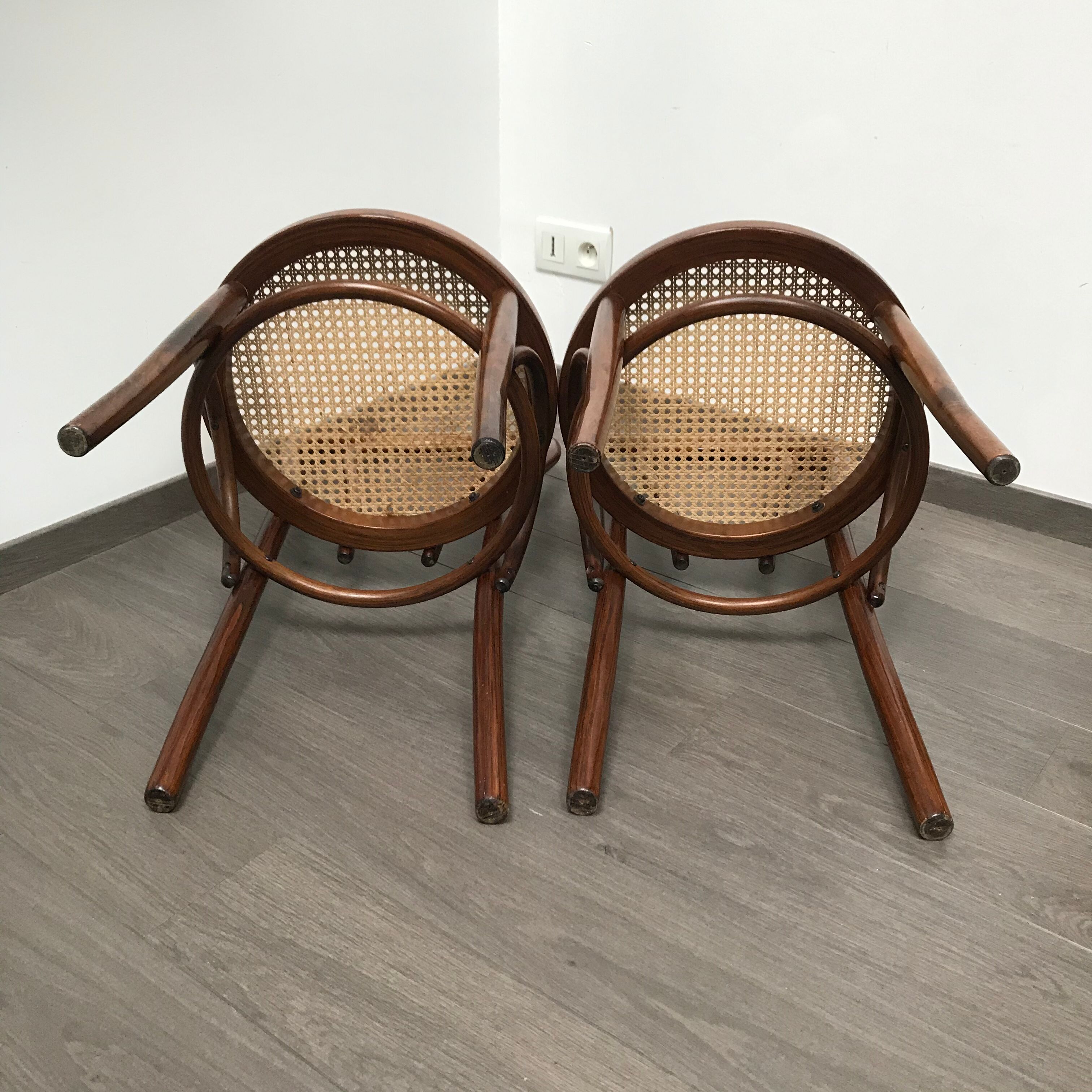 Lot of 4 bistro chairs