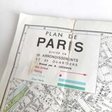 Vintage map 1970 Paris and its quarters 74x55cm