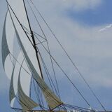 Stencil gouache by leon haffner representing a regatta boat