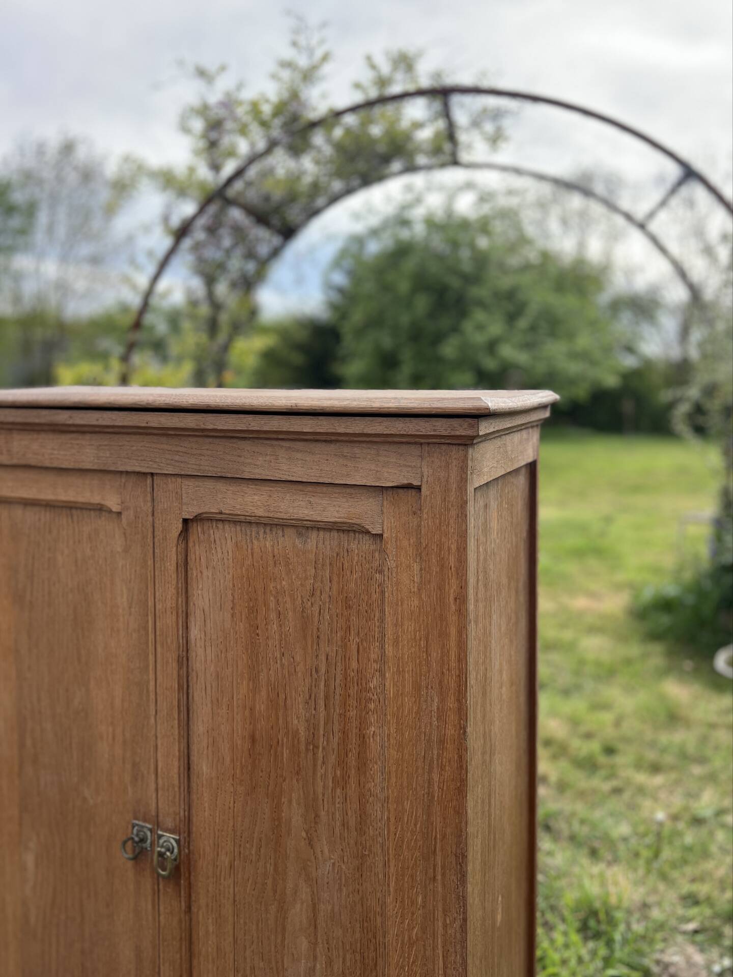 Oak buffet