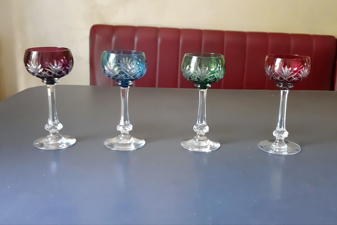 4 crystal glasses Saint Louis