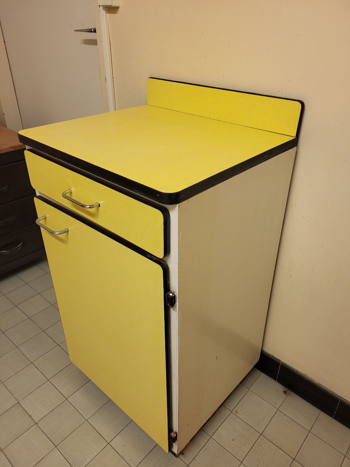 Kitchen furniture