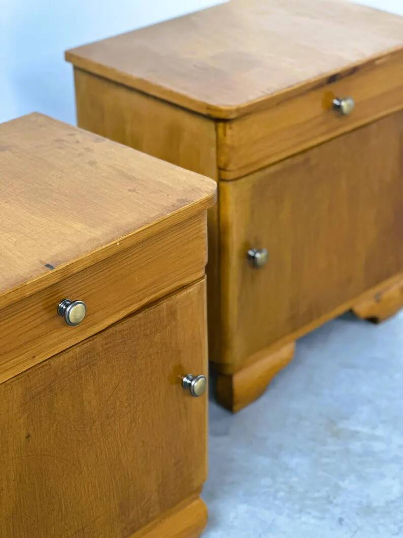 Pair of Vintage Art Deco Nightstands, 1930s-1940s