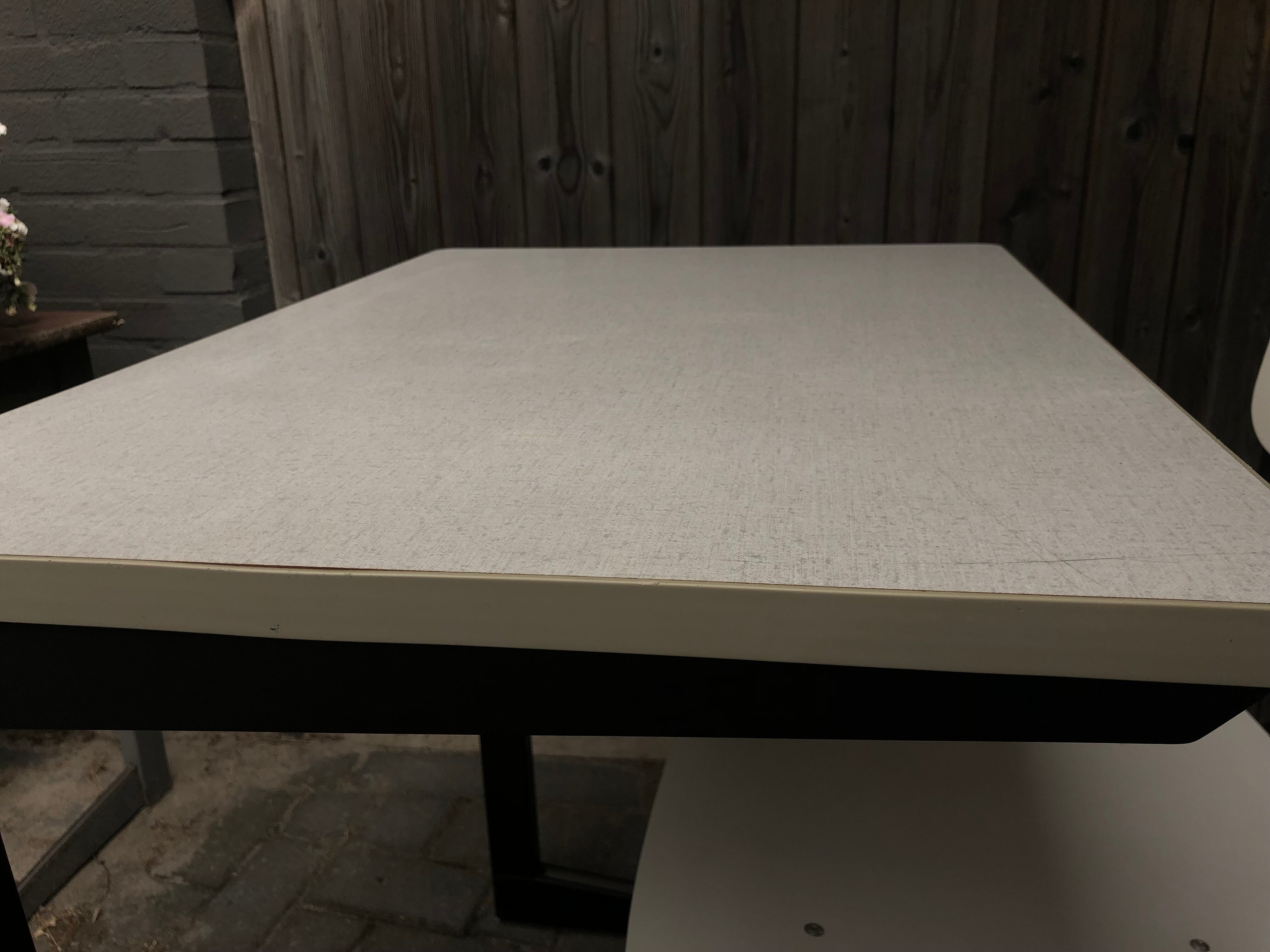 Desk and chair by Friso Kramer Ahrend de Cirkel Result