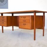 FM60 Executive Desk in Teak by Kai Kristiansen for Feldballes Møbelfabrik, 1960s