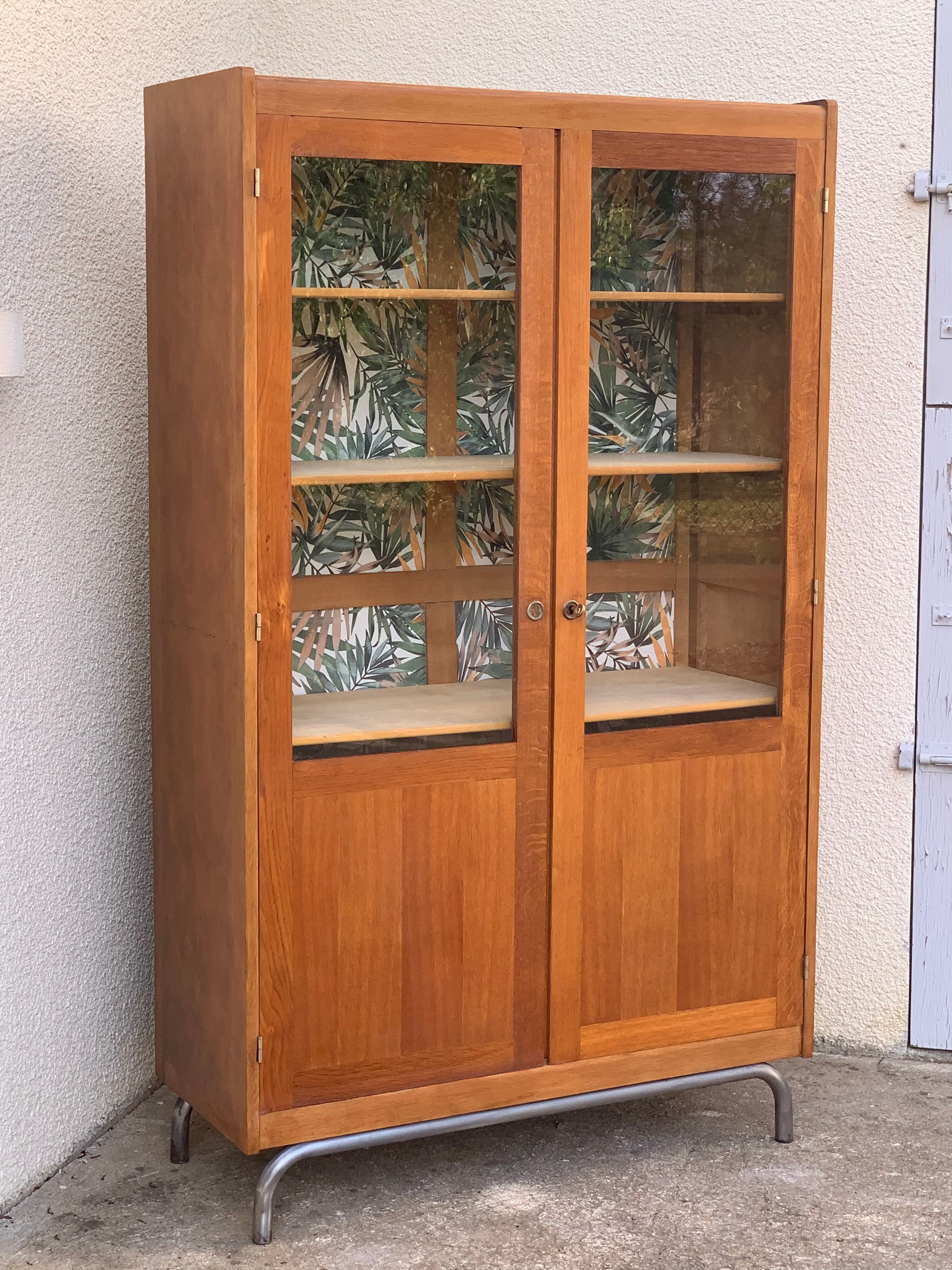 Glass cabinet from a primary school, 1950.