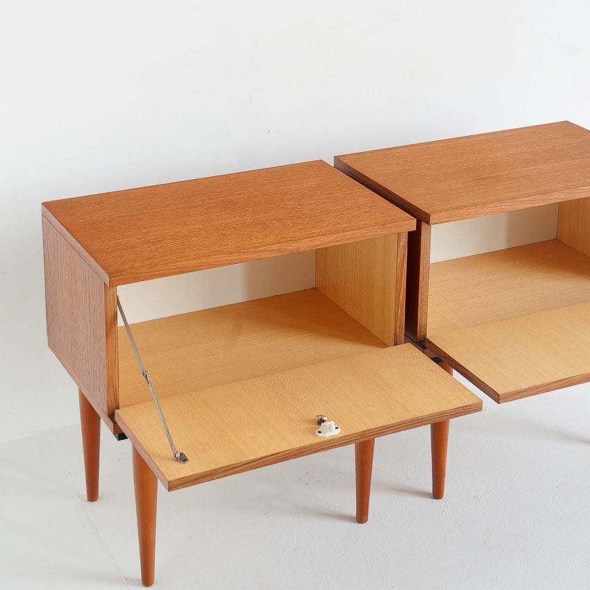 Pair of vintage / Mid Century bedside tables - France, 1960
