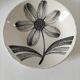 Graphic flower black & white deep plate Gien