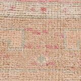 Tapis couloir vintage rose et vert pastel, charme bohème anatolien