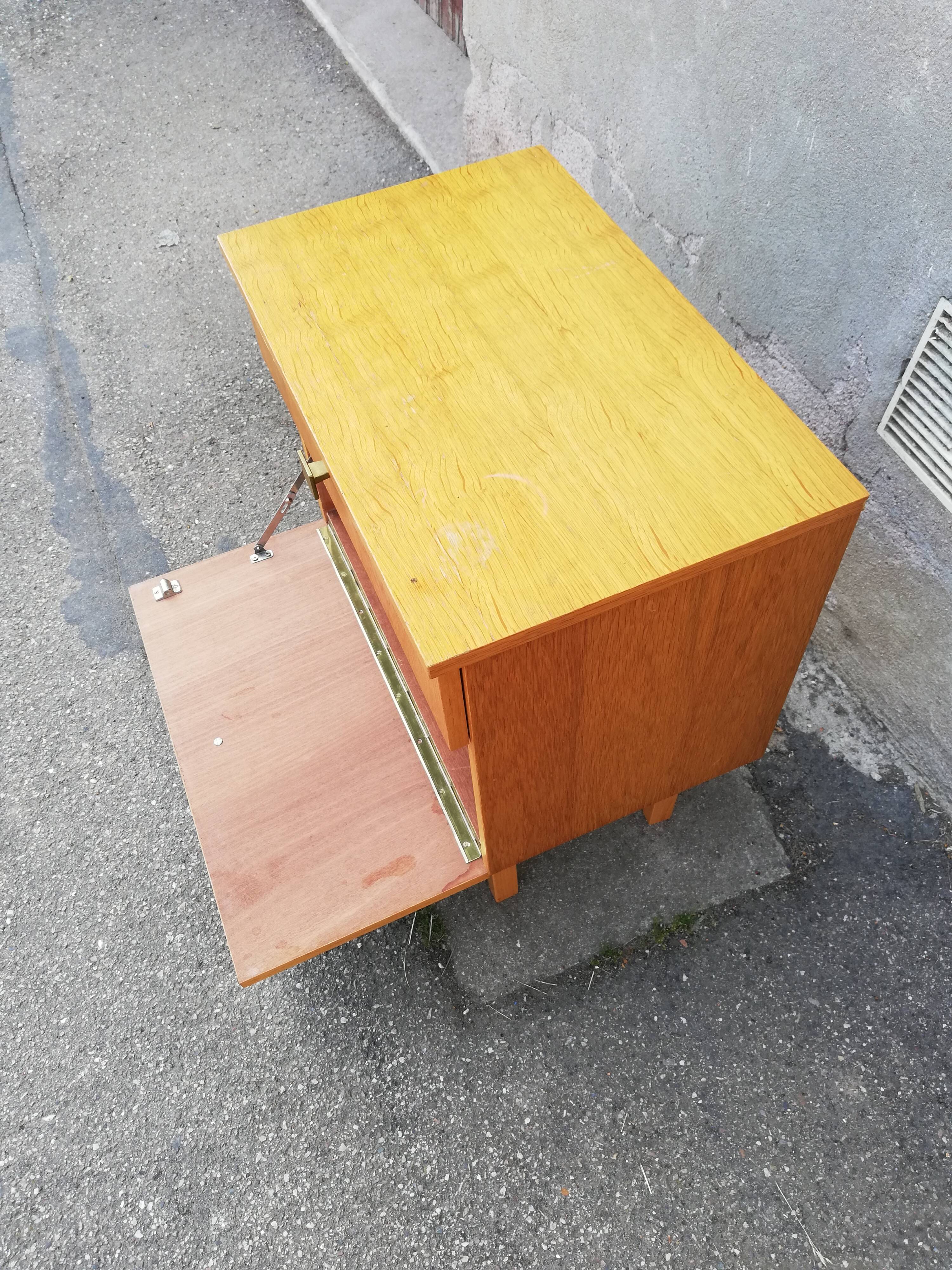 Vintage bedside 1 drawer 1 valve