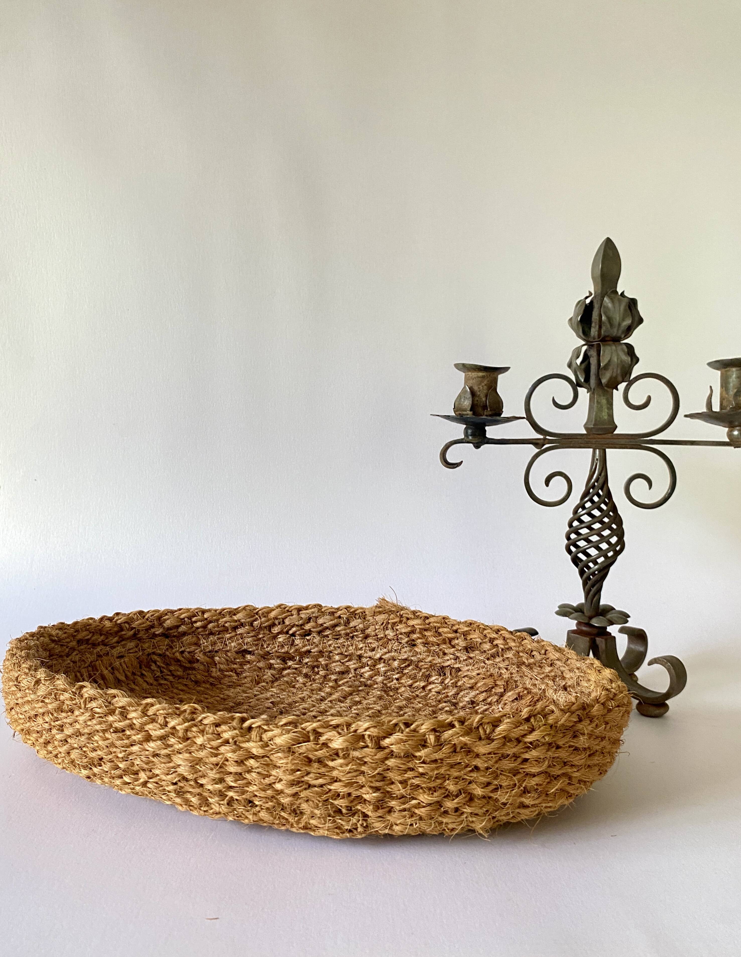 Panier en fibre végétale, tissage provençal