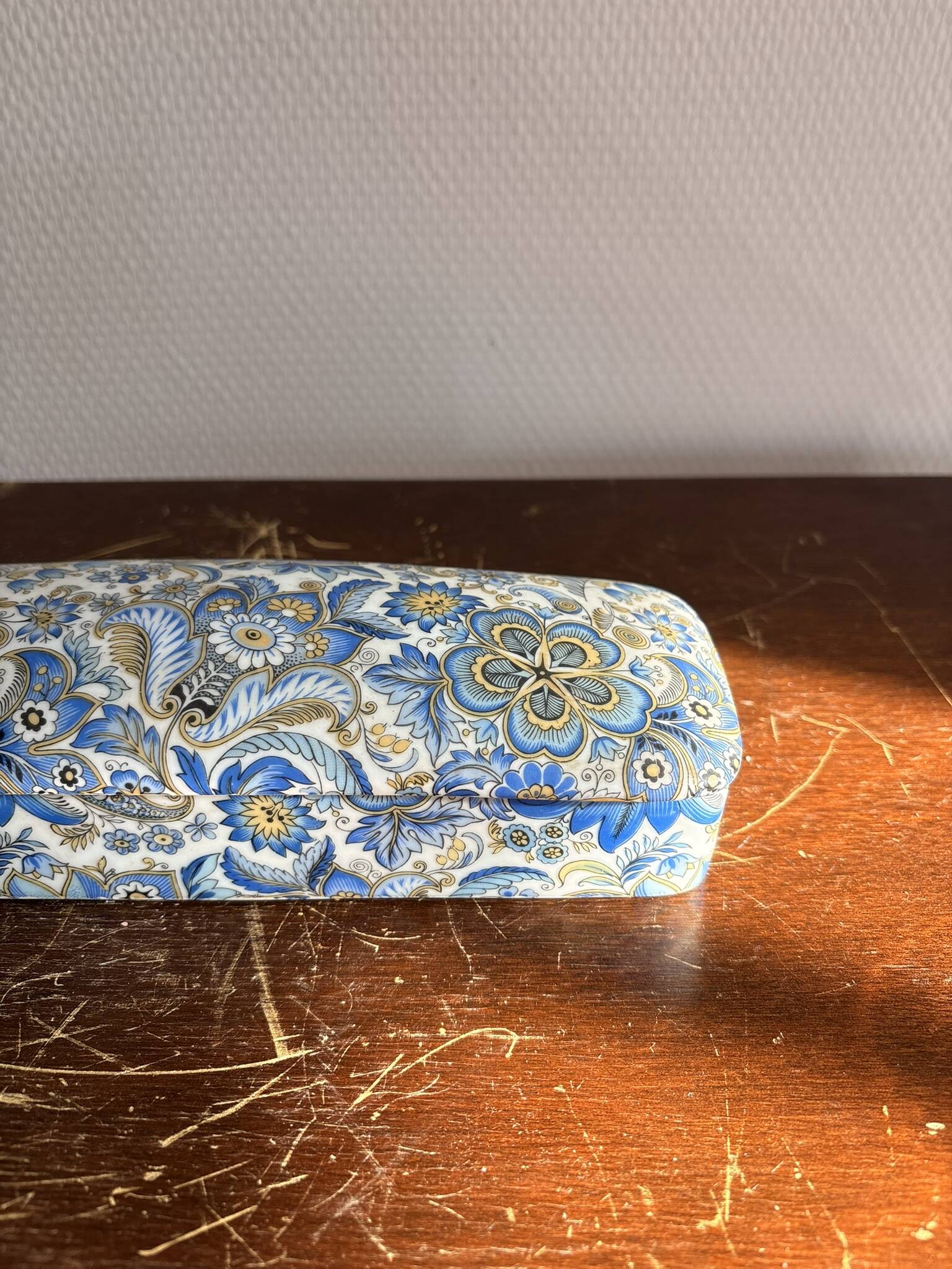 Antique Floral Decorated Porcelain Pill Box Limoges