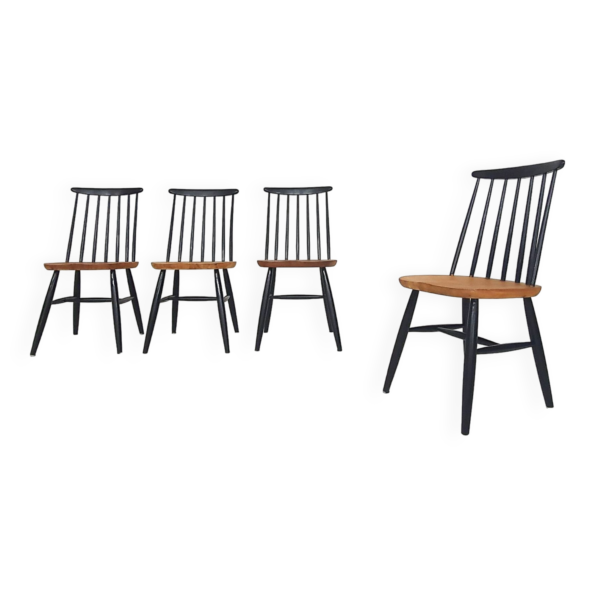 Set of four spindle back chairs, The Netherlands 1960's