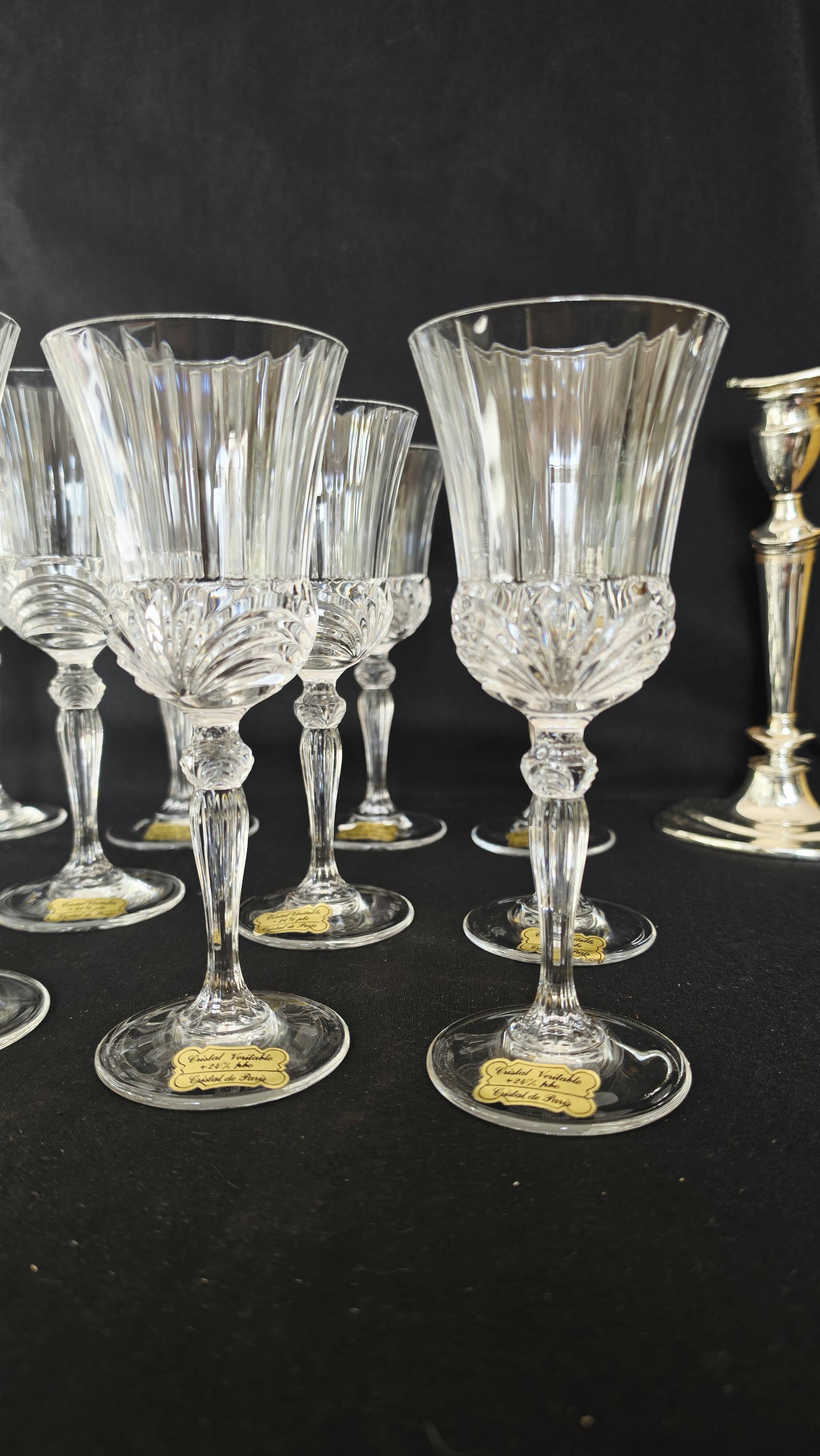 Lot exclusif de 18 verres authentiques en cristal de Lorraine Paris (+24 %