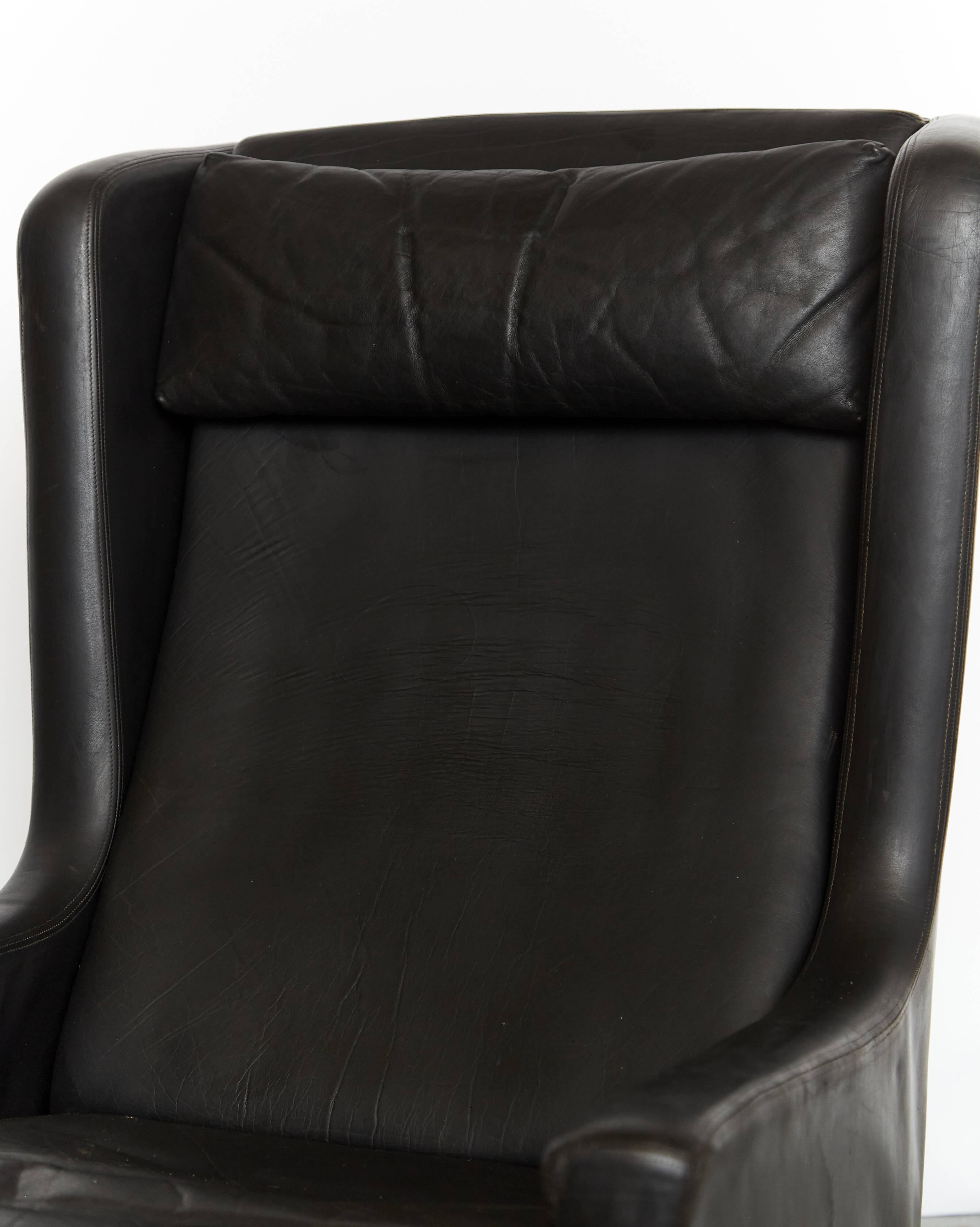 Fauteuil à oreilles et repose-pieds vintage par Rudolf Glatzel pour Kill In