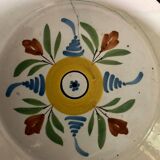 18th century polychrome earthenware plate