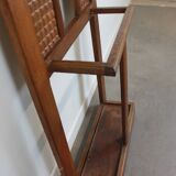 Cloakroom coat racks
