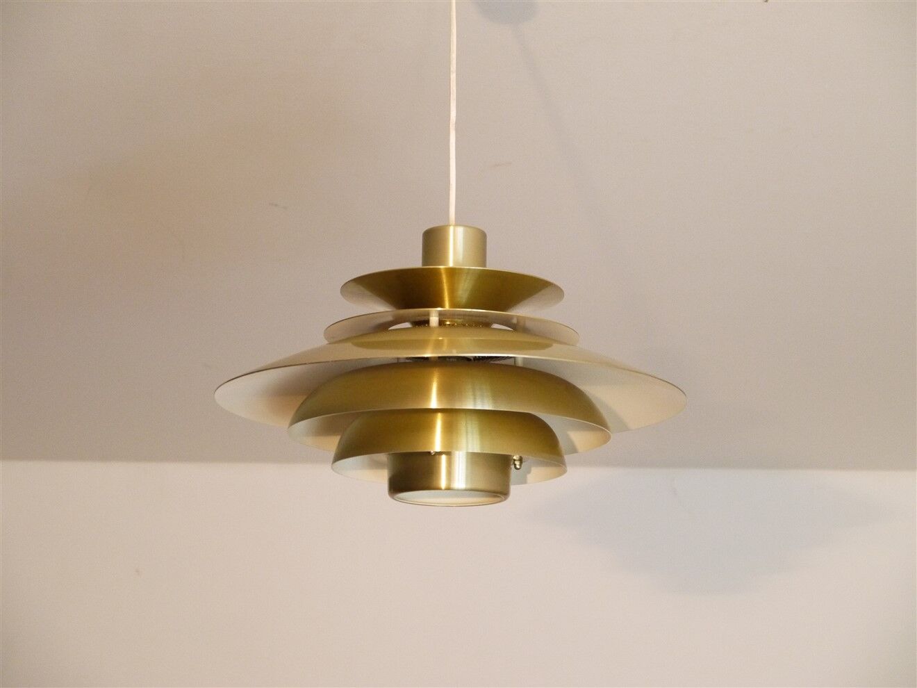 Danish suspension Verona de Jeka 1970