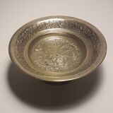 Coupe en laiton gravée