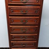 Wooden chest of drawers with 7 drawers