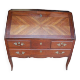 Bureau à pente d'époque Louis XVI en noyer du 18e siècle