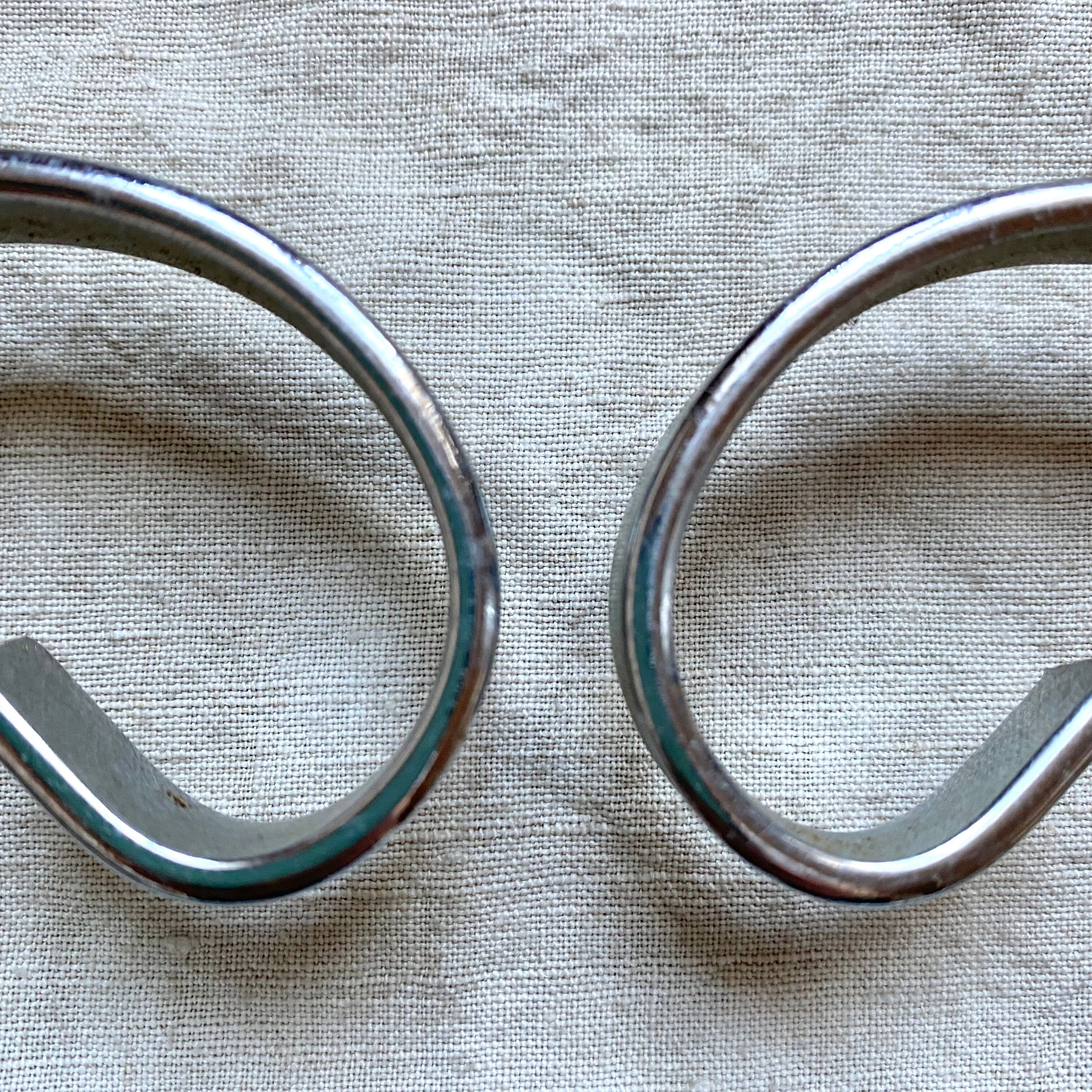 Vintage stainless steel table mat