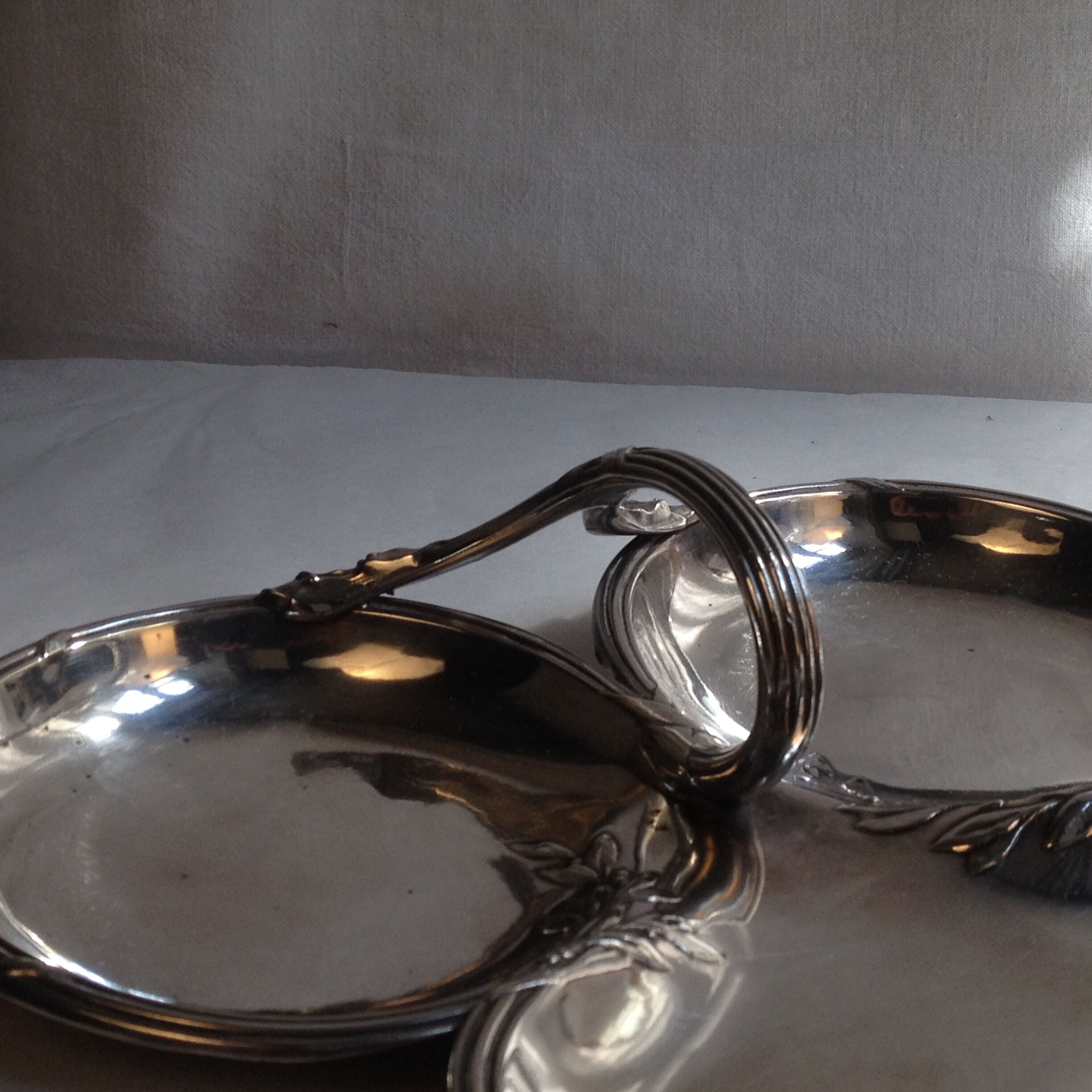 Serving dish in silver metal from the brand Gallia/Christofle