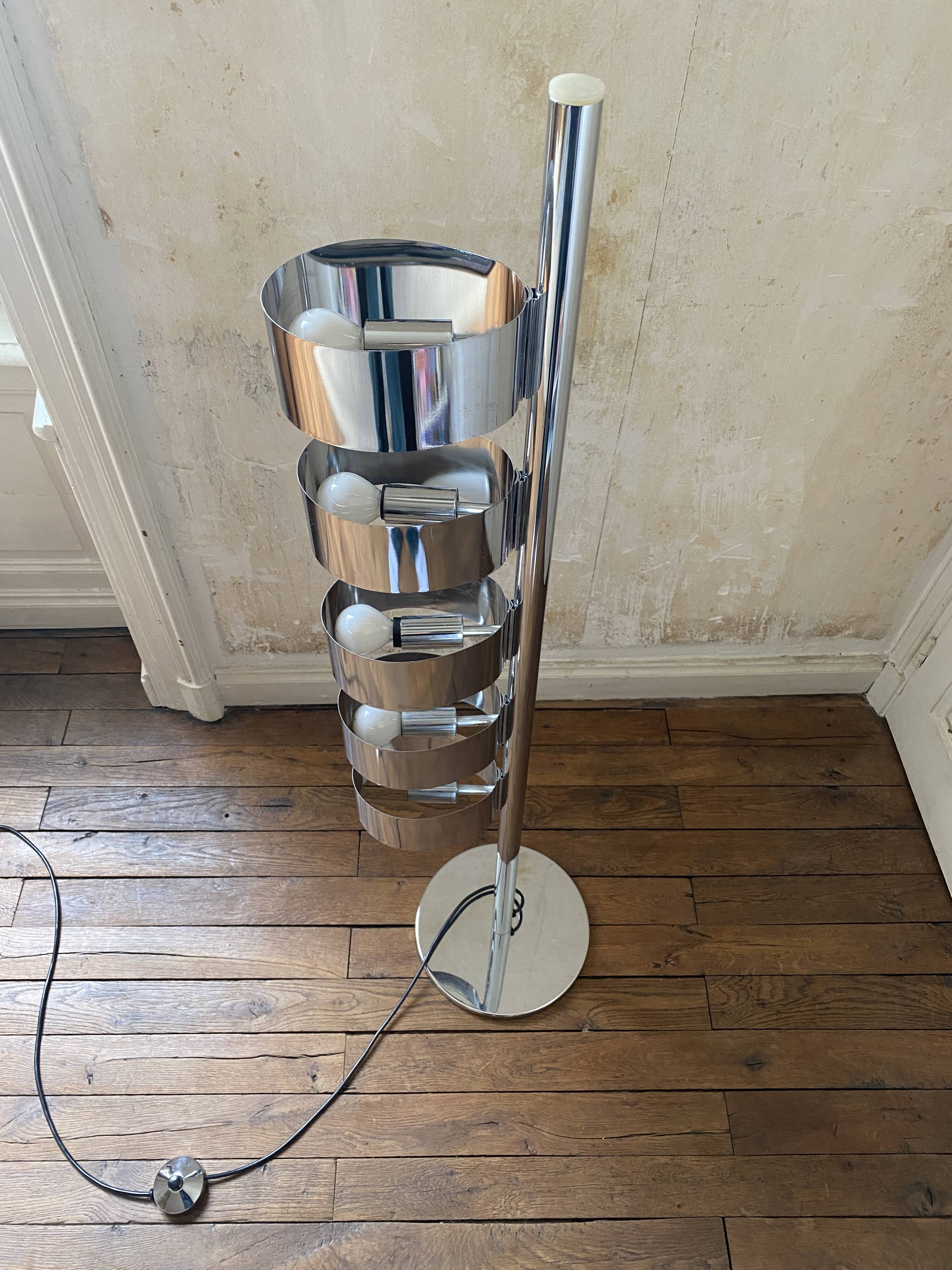 Space age floor lamp in chromed metal