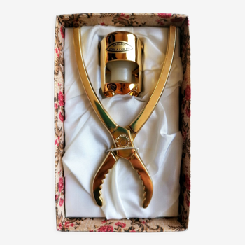 Perrier-Jouët champagne gold-plated clip and stopper box