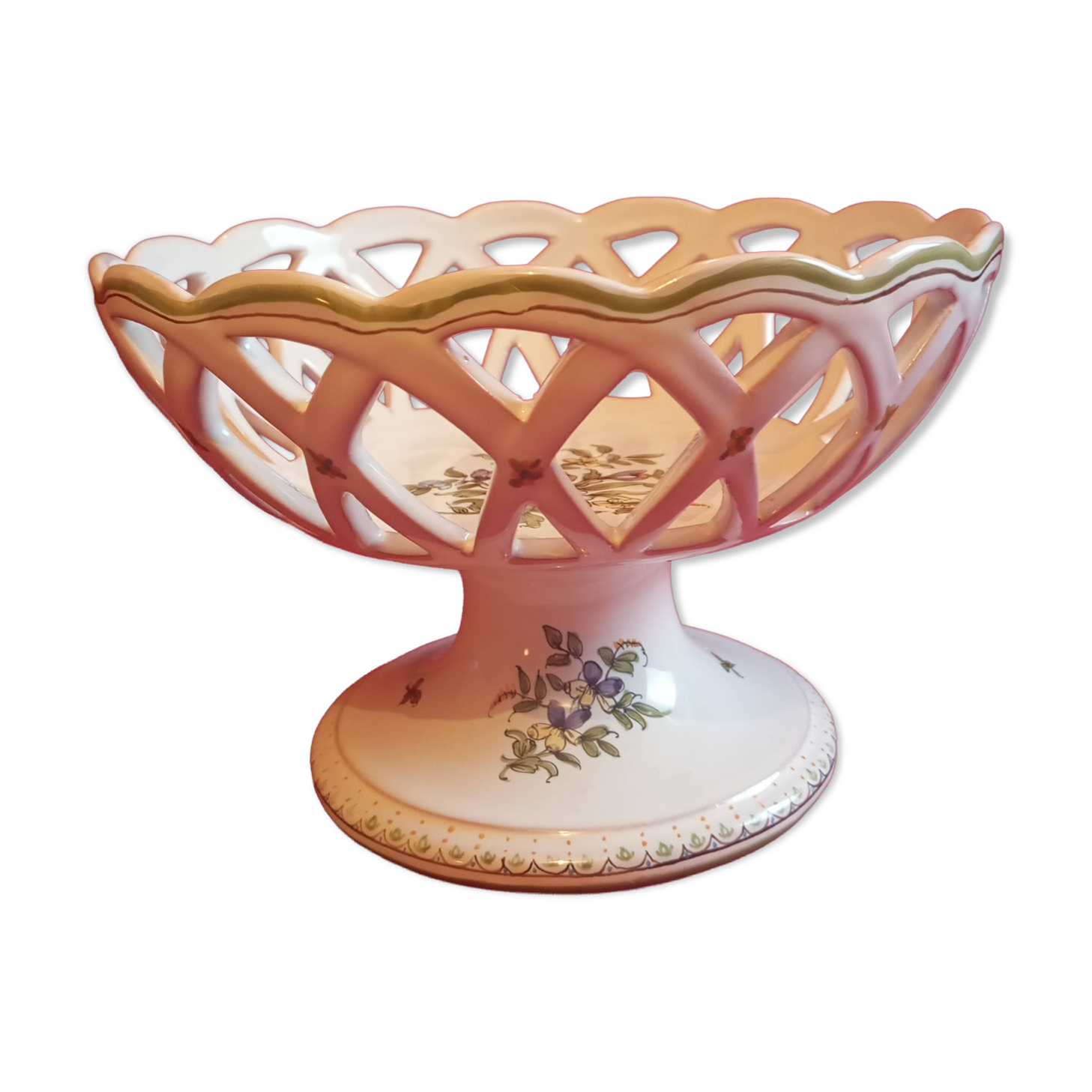 Fruit bowl from Moustiers faience