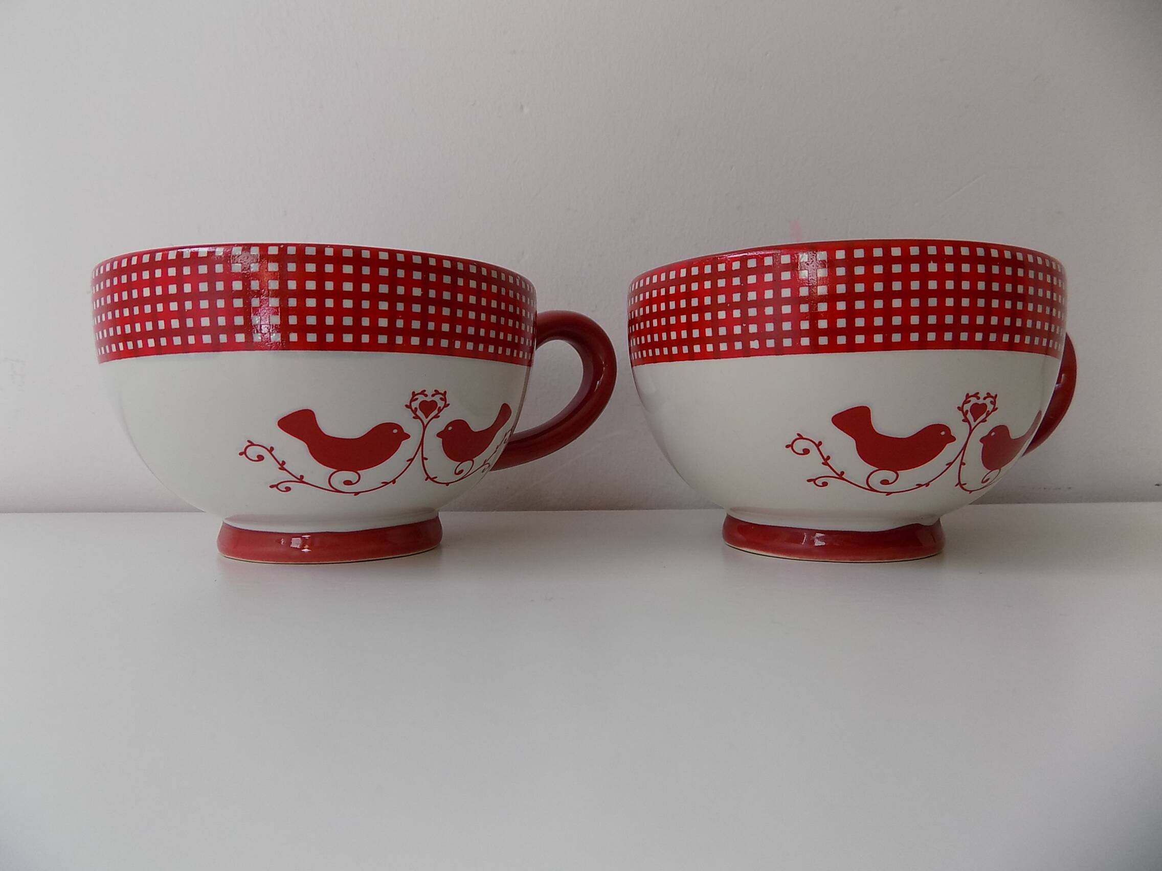 2 vintage decor cups (birds)