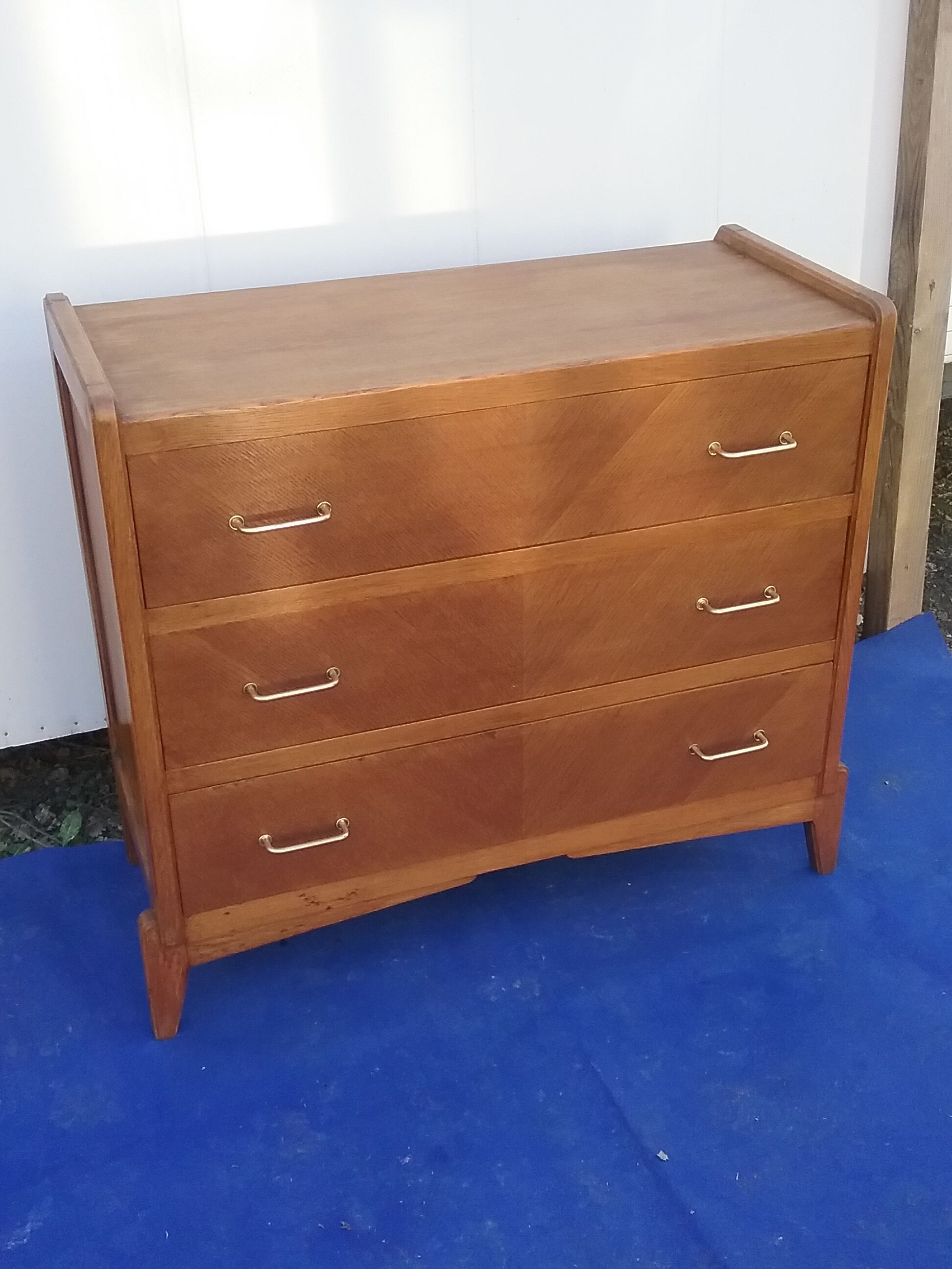 Vintage chest of drawers