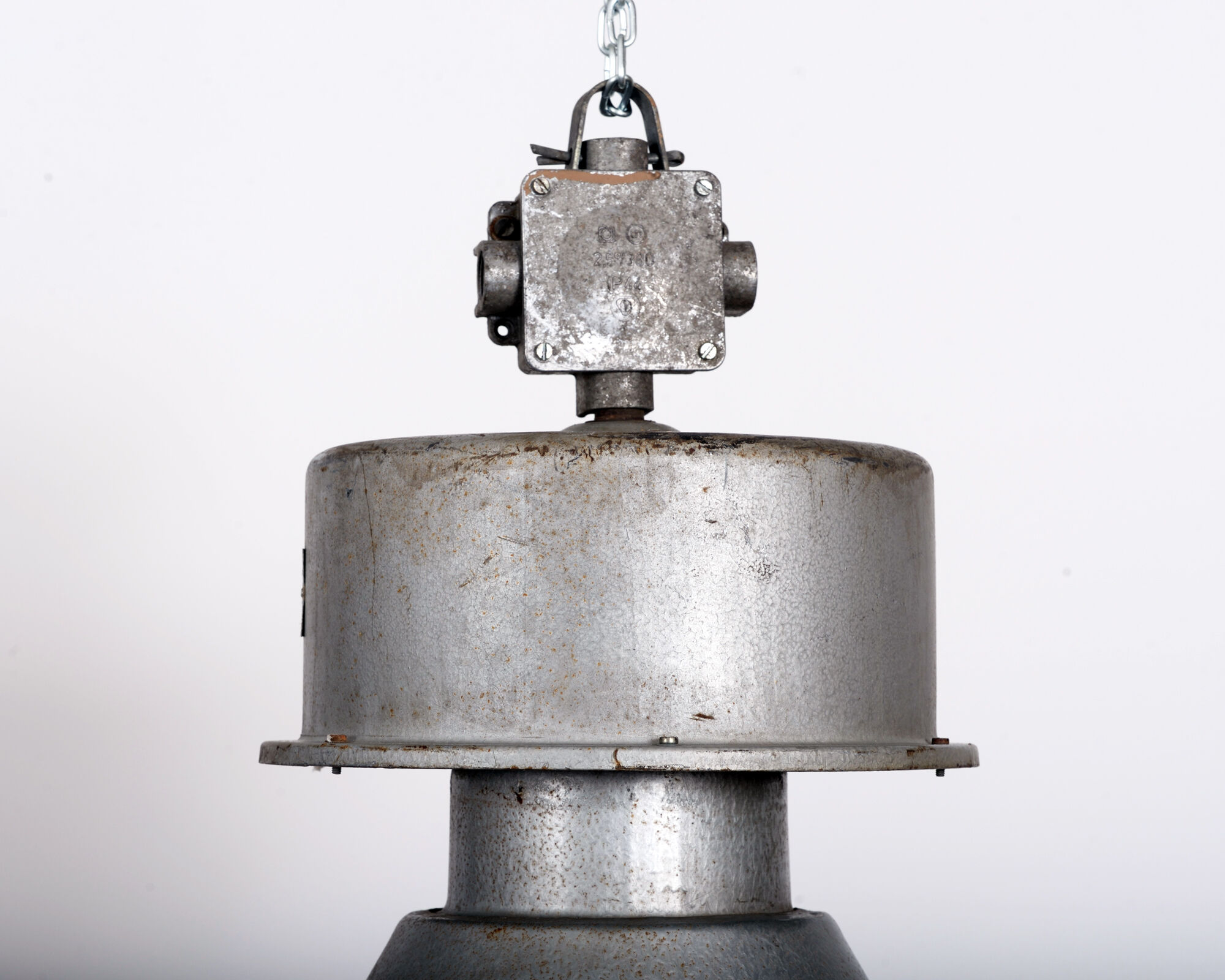 Industrial hanging lamp