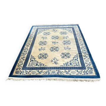 Grand tapis chinois en laine 200 x 310 cm — Bleu & beige (Style Pékin)