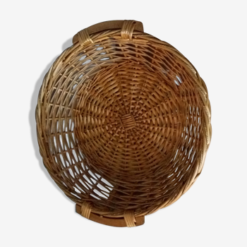 Wicker basket