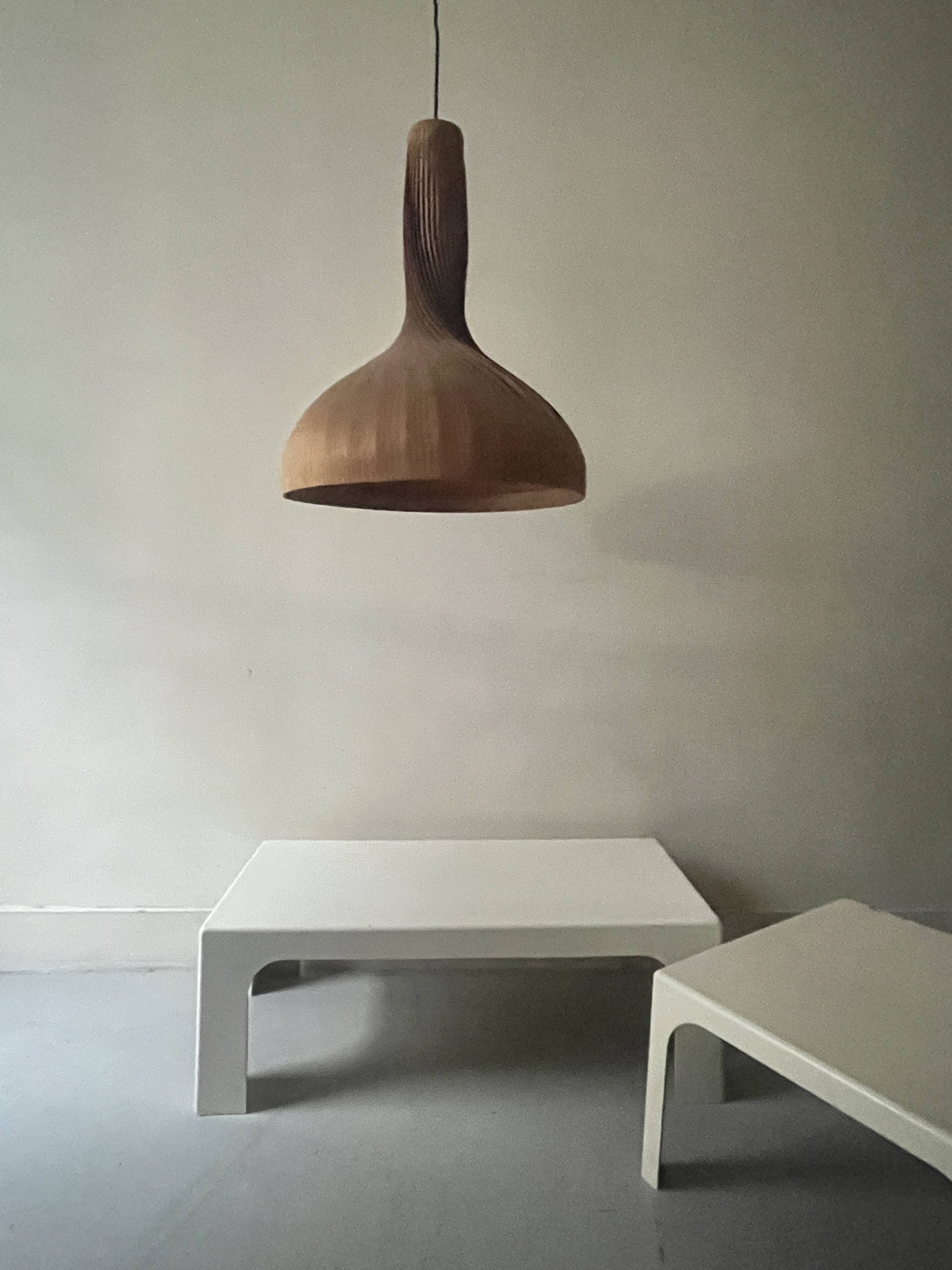Prisunic coffee table in off-white fibreglass, 1970s design.