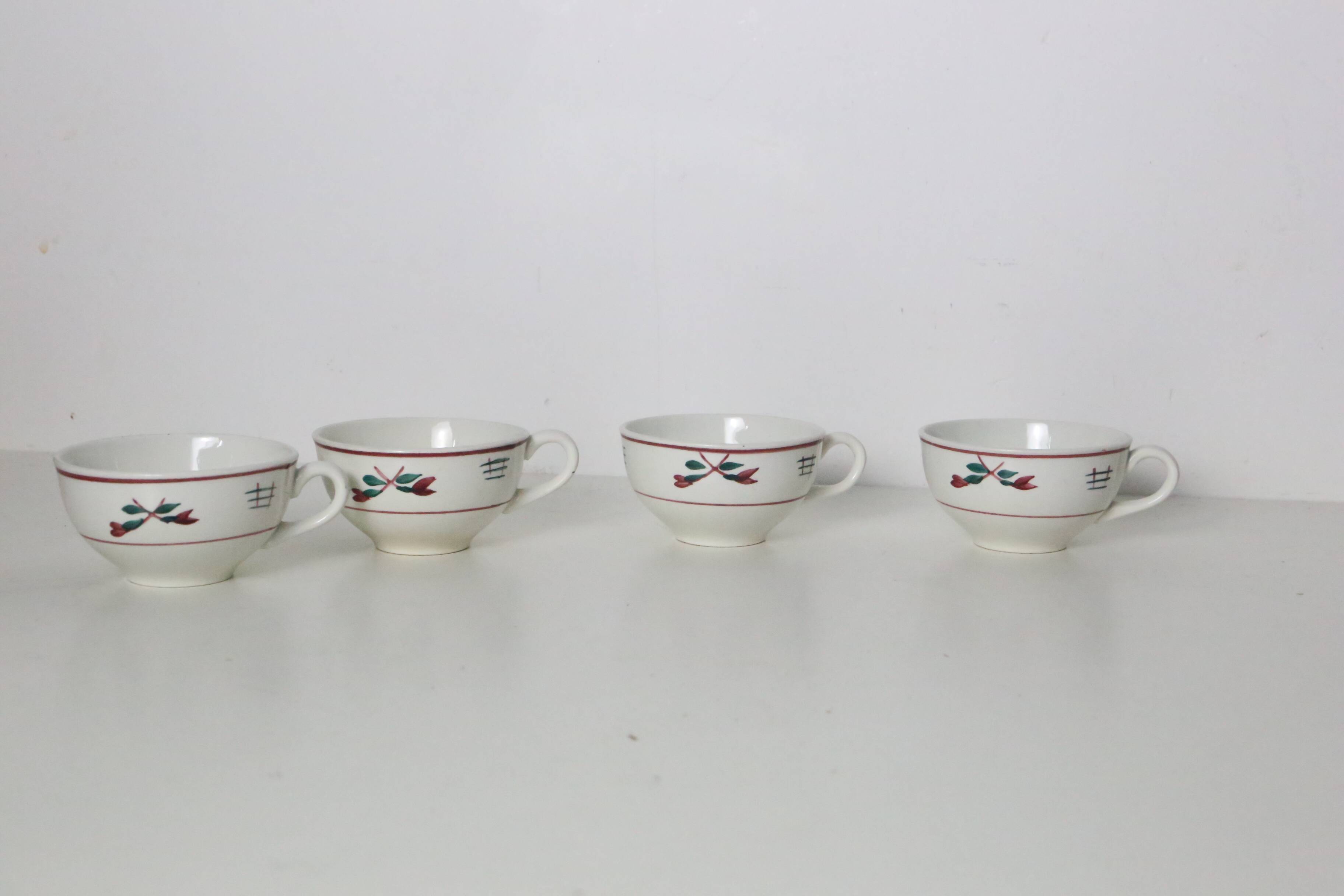Set of 4 cups, vintage, French