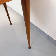 Round dining table in vintage Scandinavian style from the 50s and 60s in teak.