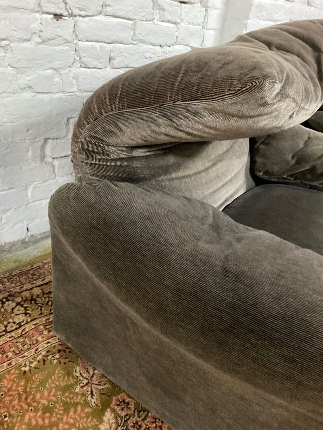 Maralunga armchair and Ottoman by Vico Magistretti 70s